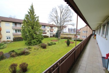 BEREITS VERKAUFT/VERMIETET 5-Zimmer Wohnung in ruhiger Lage mit 2 Balkonen! 